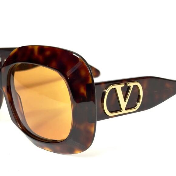 New! Valentino VLS 180C, Chic Tortoise Shell Oversized Sunglasses, Authentic main image 5